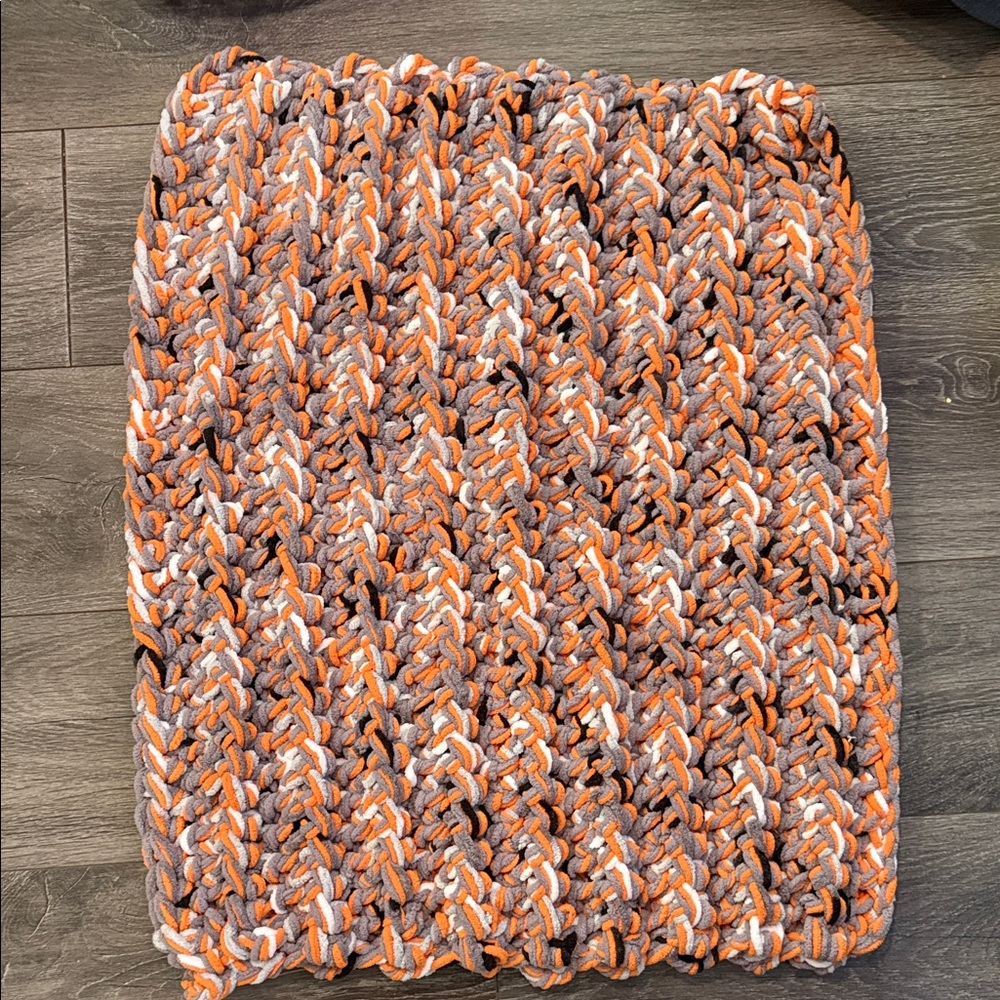 Chunky Knit Throw Blanket in Orange and Brown